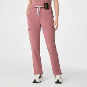 FIGS Women's High Waisted Dowa
Scrub Pants - Mauve • FIGS